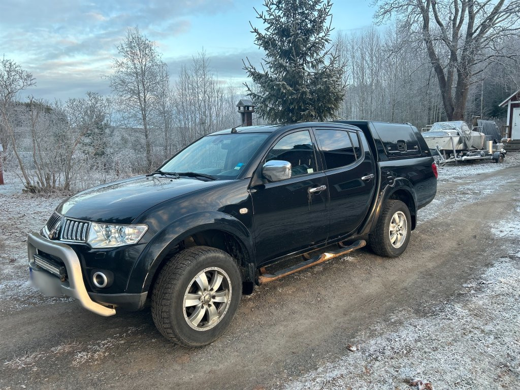 MITSUBISHI L200 DC - Veículo comercial: foto 1 MITSUBISHI L200 DC - Veículo comercial: foto 1