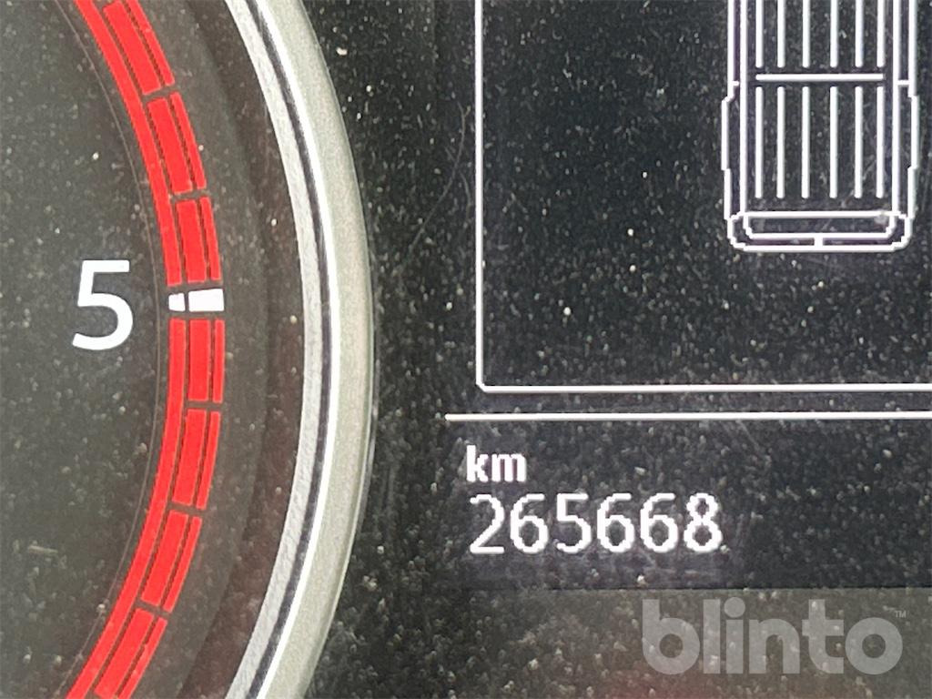 Volkswagen CRAFTER 2.0 TDI (2019) - Furgão: foto 5 Volkswagen CRAFTER 2.0 TDI (2019) - Furgão: foto 5