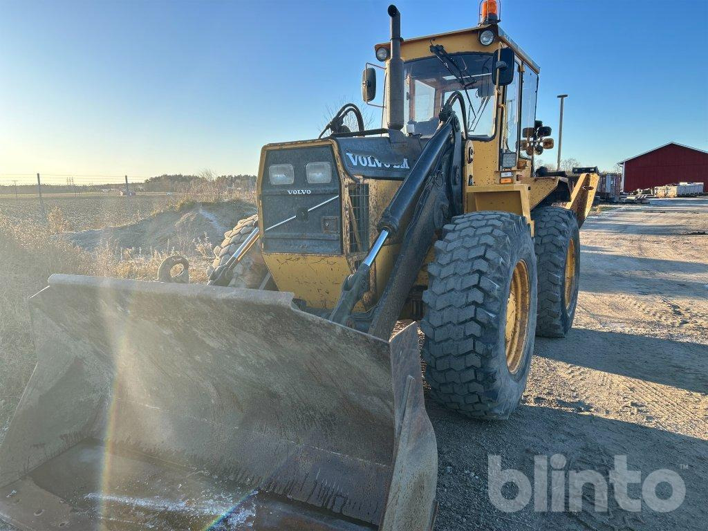 Volvo BM 6300 - Retroescavadeira: foto 1 Volvo BM 6300 - Retroescavadeira: foto 1