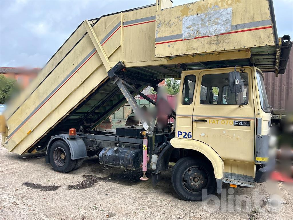 Volvo F408 Turbo - Escada de passageiros: foto 2 Volvo F408 Turbo - Escada de passageiros: foto 2