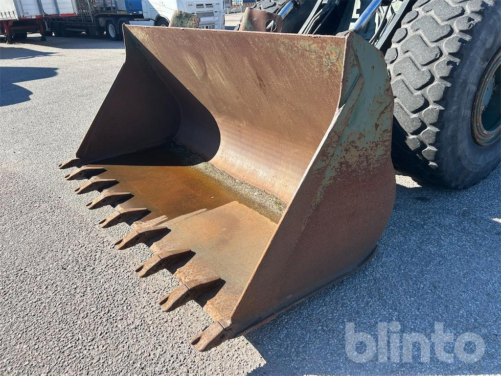 Carregadeira de rodas Volvo L120: foto 10
