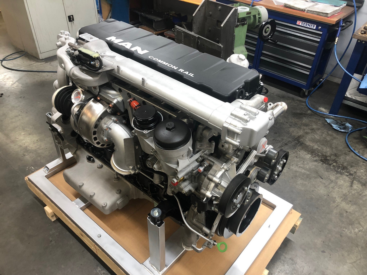 MOTORE MAN D2066LOH02 / MAN D2066 LOH02 - Motor: foto 2 MOTORE MAN D2066LOH02 / MAN D2066 LOH02 - Motor: foto 2