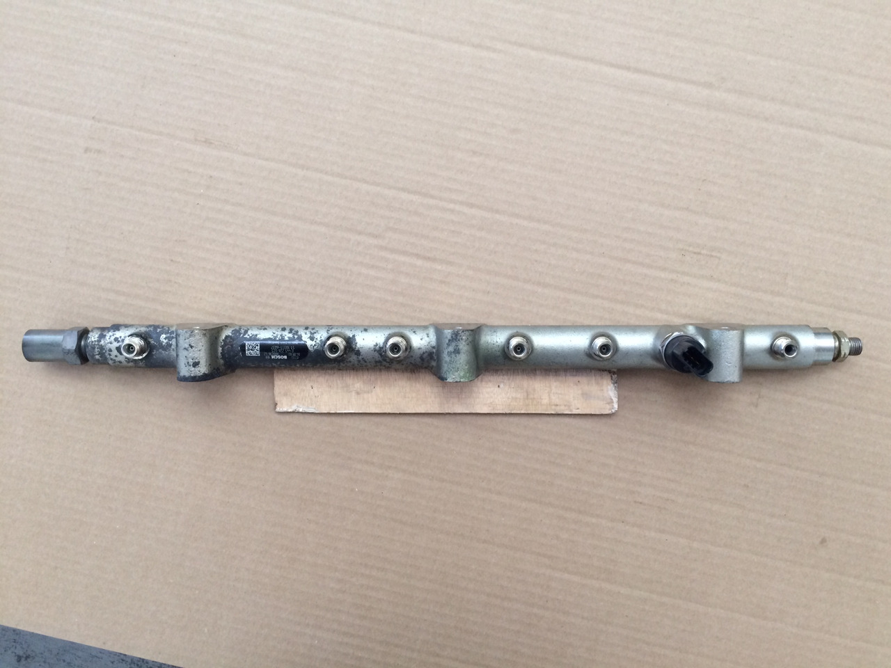 TUBO PRESSIONE COMMON RAIL MAN 51103116037 - Fornecimento de combustível: foto 3 TUBO PRESSIONE COMMON RAIL MAN 51103116037 - Fornecimento de combustível: foto 3