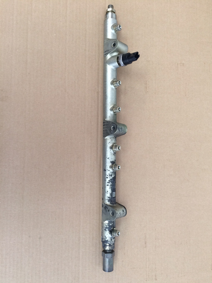 TUBO PRESSIONE COMMON RAIL MAN 51103116037 - Fornecimento de combustível: foto 1 TUBO PRESSIONE COMMON RAIL MAN 51103116037 - Fornecimento de combustível: foto 1