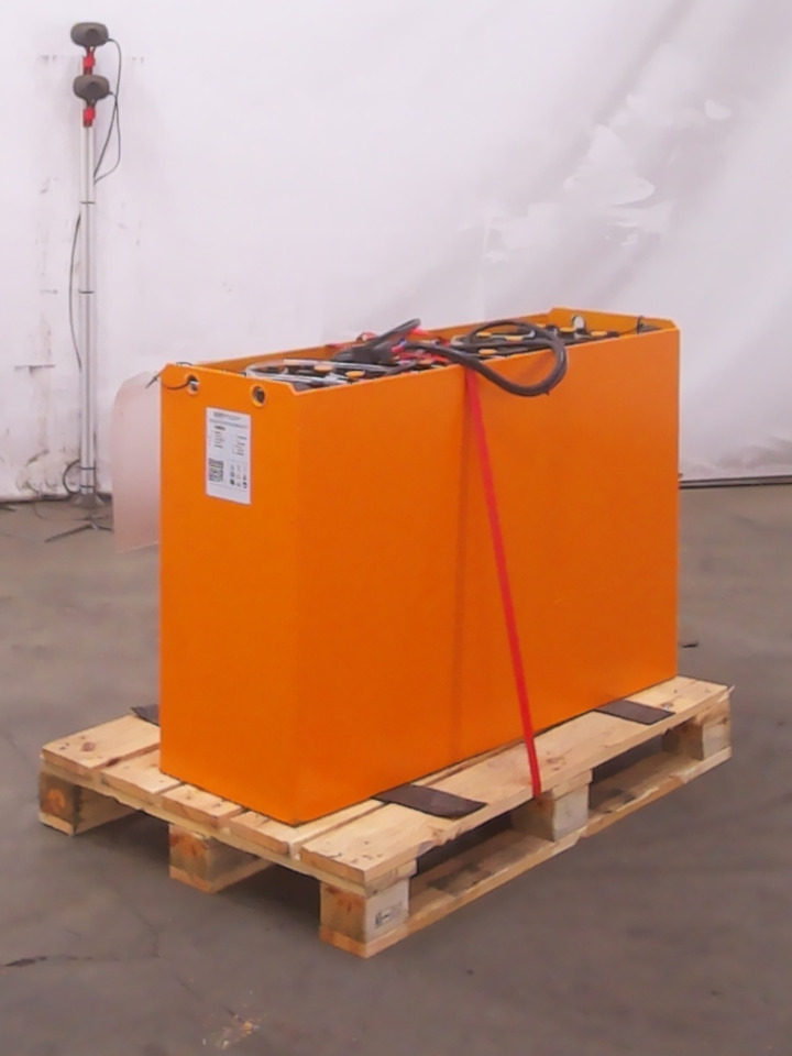 Avb 48V620AH - Bateria automotiva de Equipamento de movimentação: foto 2 Avb 48V620AH - Bateria automotiva de Equipamento de movimentação: foto 2