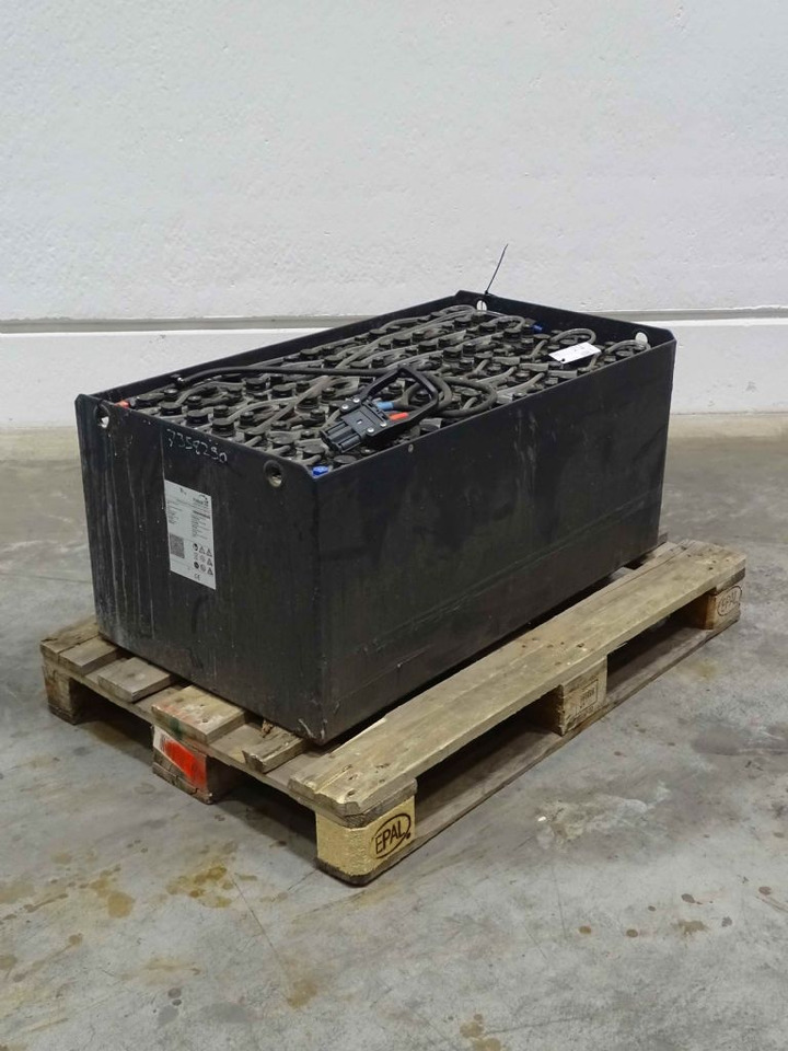 Habat 80V240AH - Bateria automotiva de Equipamento de movimentação: foto 2 Habat 80V240AH - Bateria automotiva de Equipamento de movimentação: foto 2
