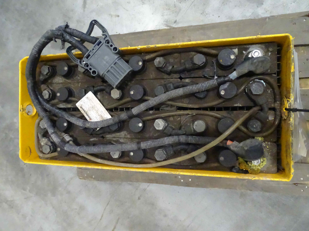 Jungheinrich 24V375AH - Bateria automotiva de Equipamento de movimentação: foto 3 Jungheinrich 24V375AH - Bateria automotiva de Equipamento de movimentação: foto 3