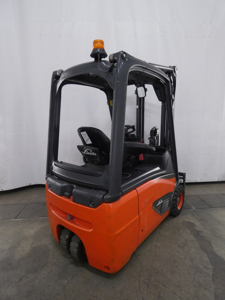 Linde E16 - Empilhadeira elétrica: foto 2 Linde E16 - Empilhadeira elétrica: foto 2