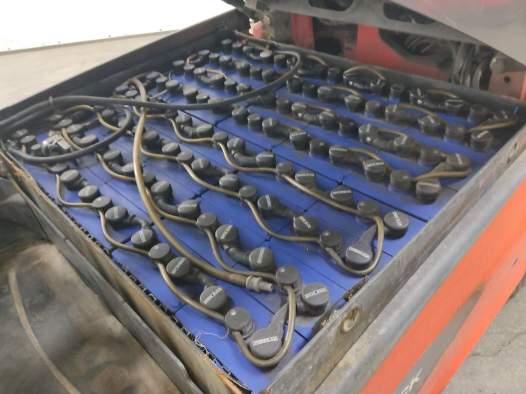 Linde E30L-01 - Empilhadeira elétrica: foto 4 Linde E30L-01 - Empilhadeira elétrica: foto 4