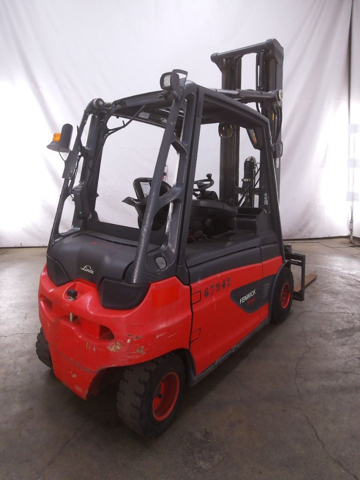 Linde E30L-01 - Empilhadeira elétrica: foto 2 Linde E30L-01 - Empilhadeira elétrica: foto 2