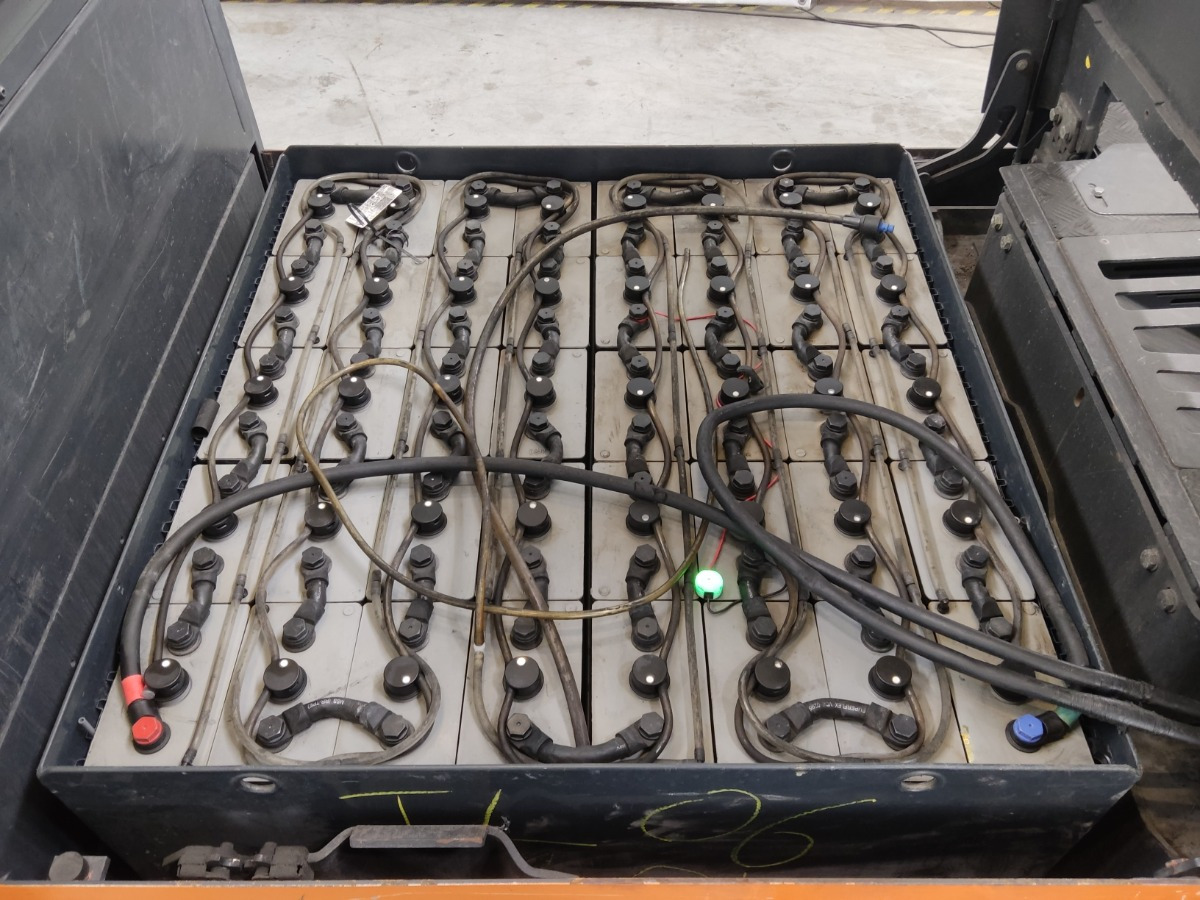 Linde P250 - Trator elétrics: foto 4 Linde P250 - Trator elétrics: foto 4