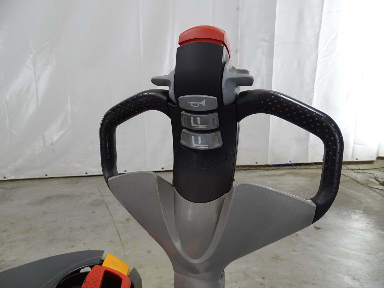 Still EXU18 - Porta-palete: foto 3 Still EXU18 - Porta-palete: foto 3