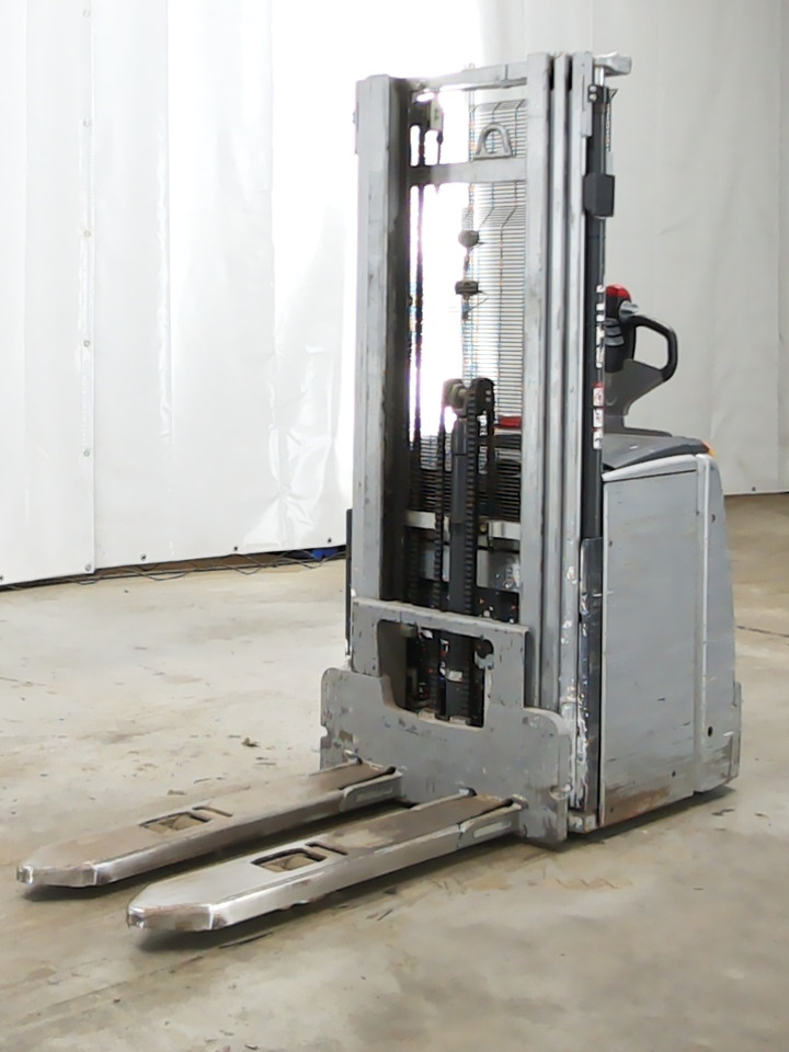 Still EXV16 - Stacker: foto 1 Still EXV16 - Stacker: foto 1