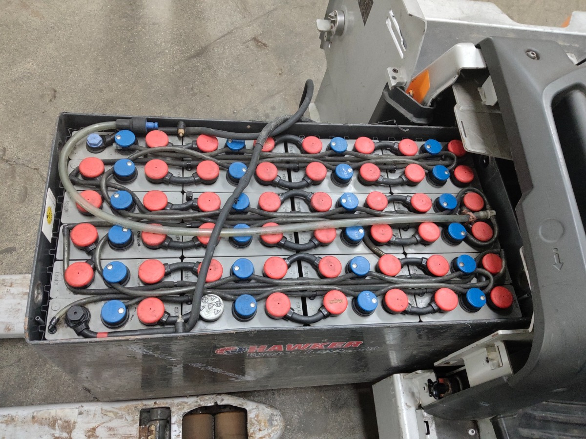 Still LTX70 - Trator elétrics: foto 4 Still LTX70 - Trator elétrics: foto 4