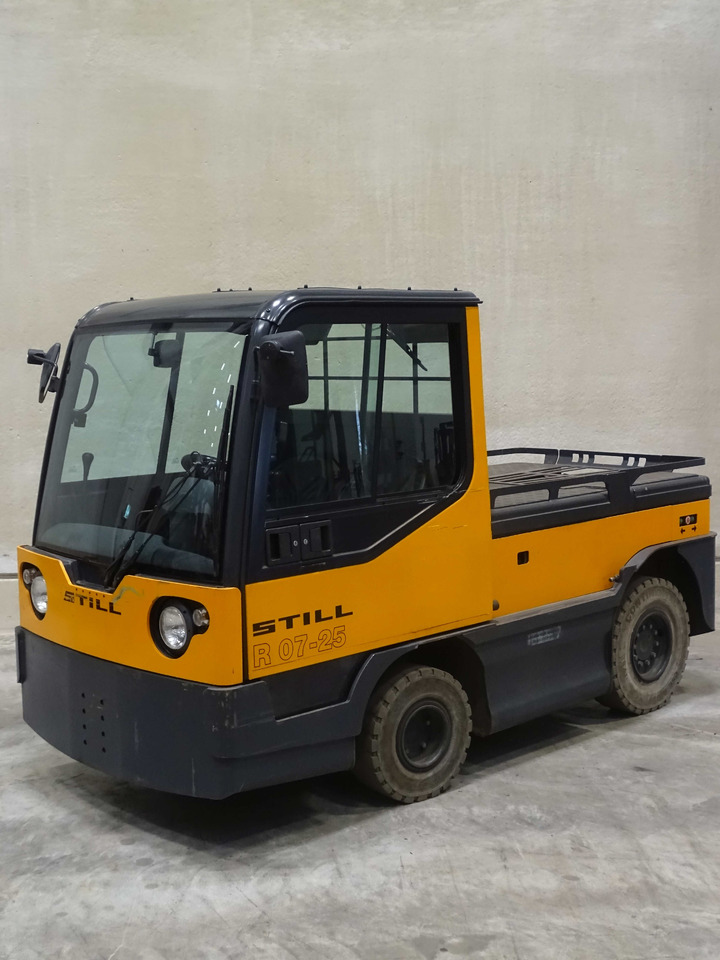 Still R07-25 - Trator elétrics: foto 1 Still R07-25 - Trator elétrics: foto 1