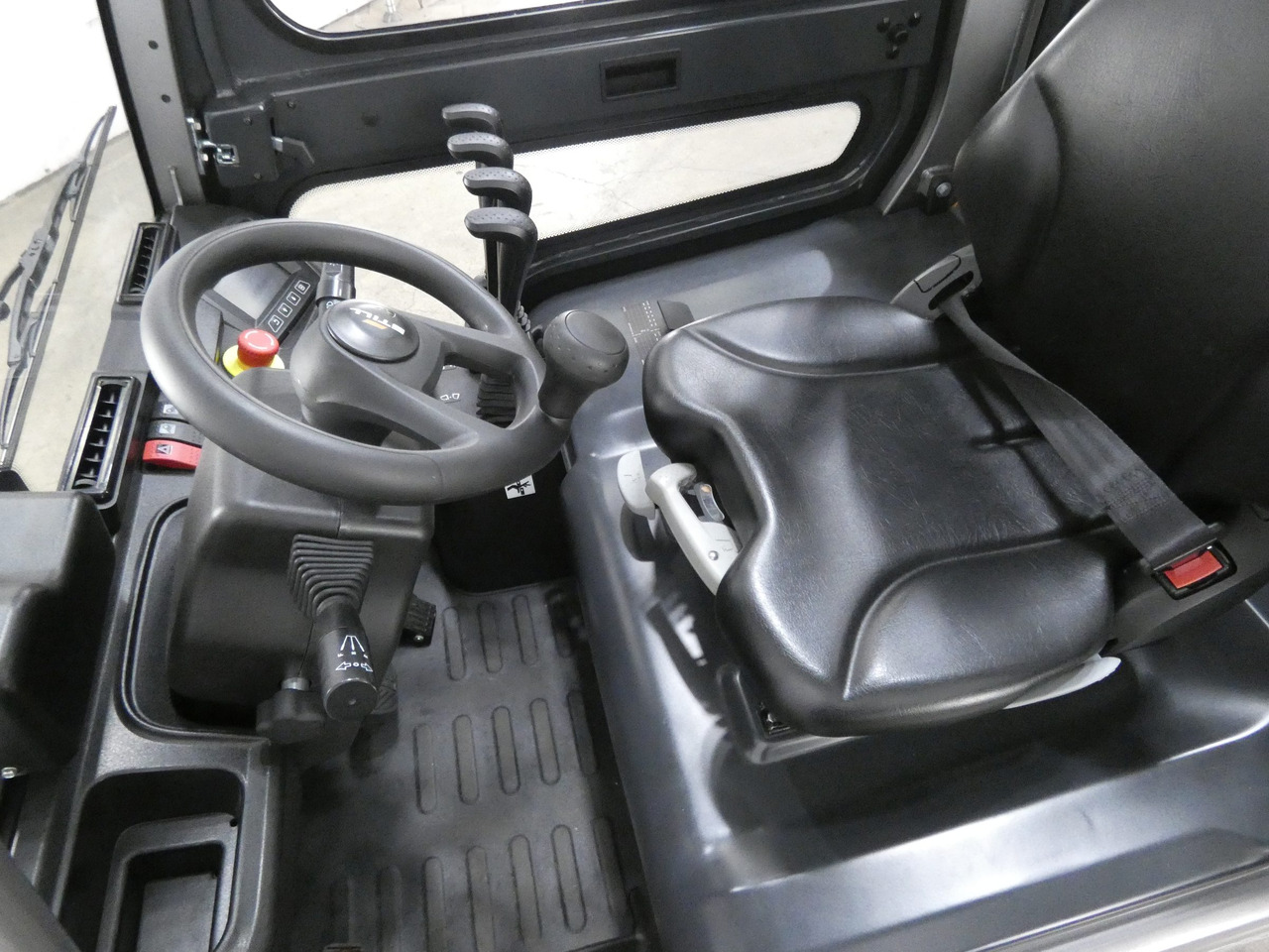 Still RCE-16P/LIION - Empilhadeira elétrica: foto 3 Still RCE-16P/LIION - Empilhadeira elétrica: foto 3