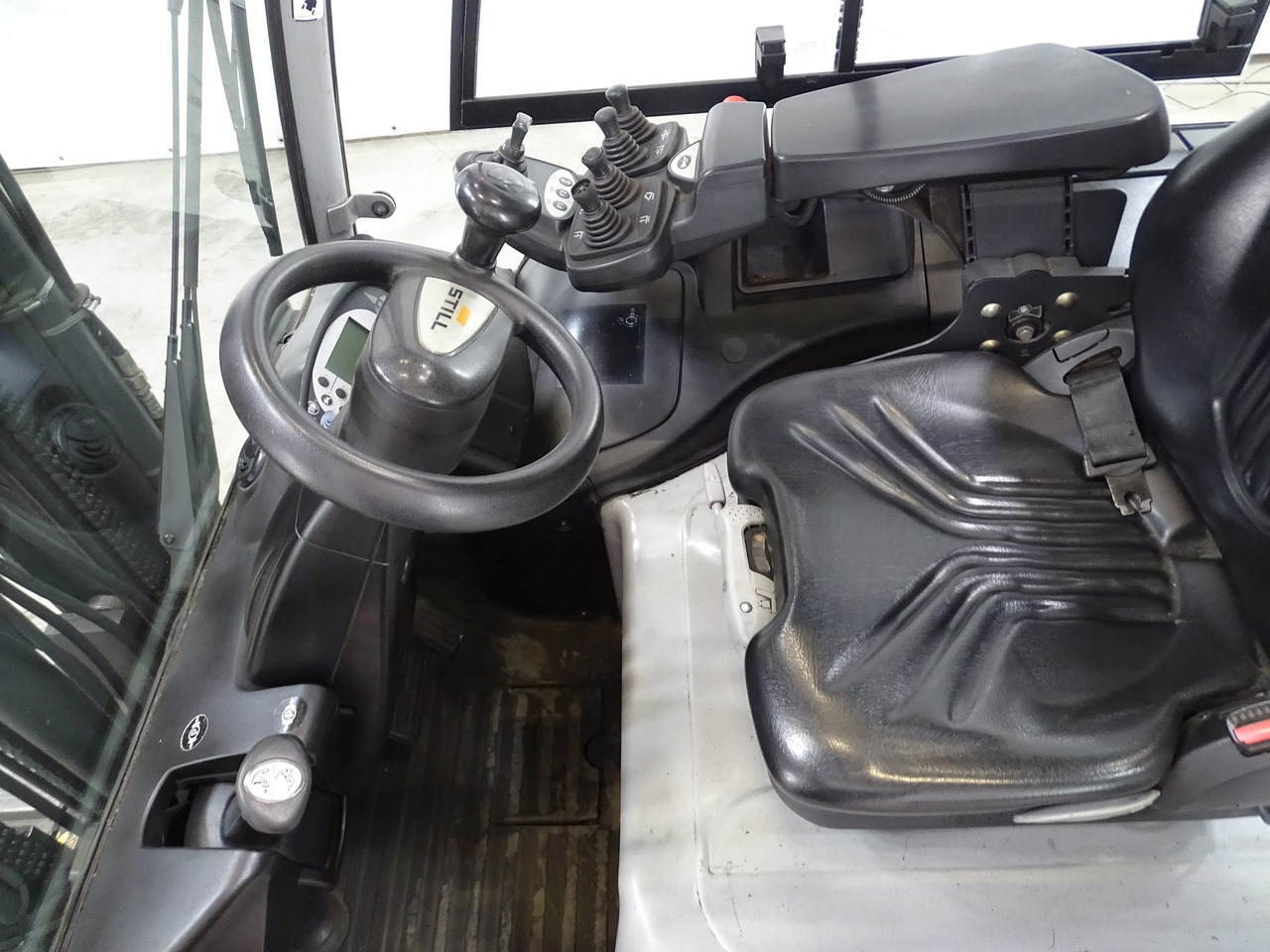 Still RX60-25 - Empilhadeira elétrica: foto 3 Still RX60-25 - Empilhadeira elétrica: foto 3