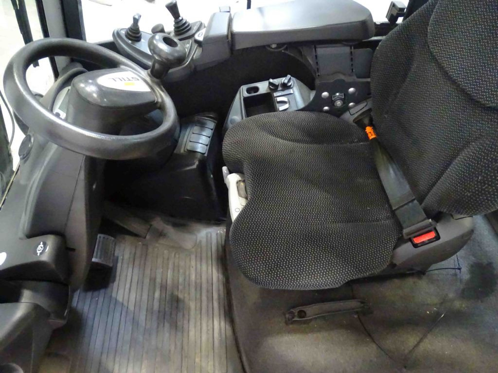 Still RX70-35T - Empilhadeira: foto 3 Still RX70-35T - Empilhadeira: foto 3