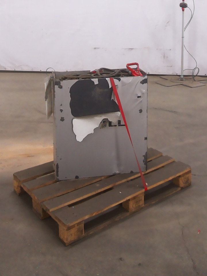 Weitere 24V - Bateria automotiva de Equipamento de movimentação: foto 1 Weitere 24V - Bateria automotiva de Equipamento de movimentação: foto 1