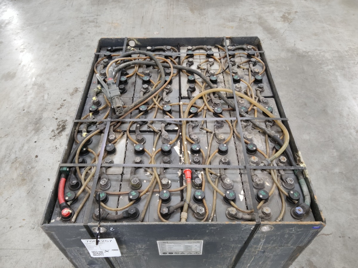 Weitere 80V775AH - Bateria automotiva de Equipamento de movimentação: foto 3 Weitere 80V775AH - Bateria automotiva de Equipamento de movimentação: foto 3