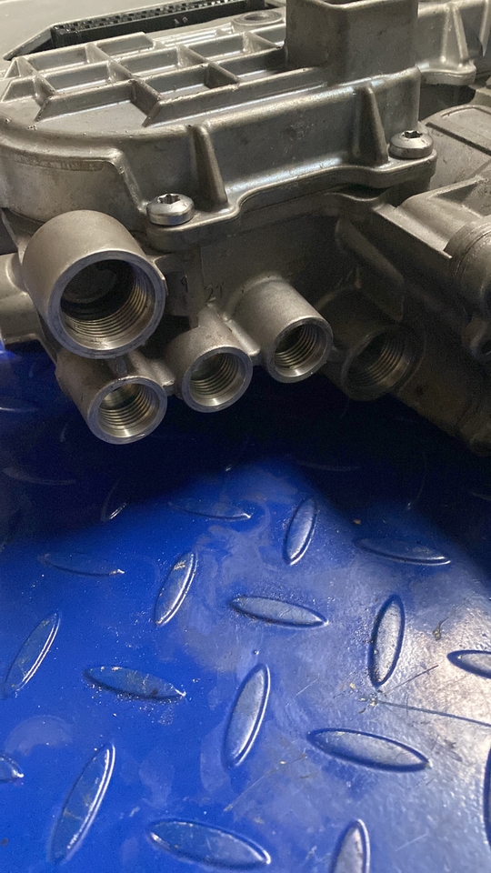 Ecu for Wabco Gear Shift Selectror 4463530041 A0104461309 - Caixas de velocidade e peças de Caminhão: foto 4 Ecu for Wabco Gear Shift Selectror 4463530041 A0104461309 - Caixas de velocidade e peças de Caminhão: foto 4