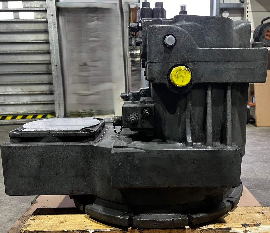 LIEBHERR Axial Piston Pump DPVP0165 - Bomba hidráulica de Máquina de construção: foto 1 LIEBHERR Axial Piston Pump DPVP0165 - Bomba hidráulica de Máquina de construção: foto 1