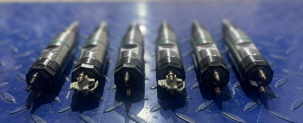 LIEBHERR Injector 600D1 10138687 - Injector de Máquina de construção: foto 3 LIEBHERR Injector 600D1 10138687 - Injector de Máquina de construção: foto 3