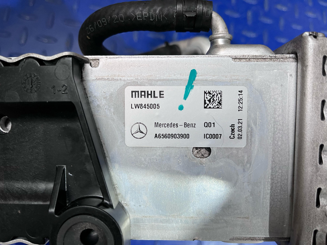 MAHLE Mercedes Benz A6560903900 - Intercooler: foto 5 MAHLE Mercedes Benz A6560903900 - Intercooler: foto 5
