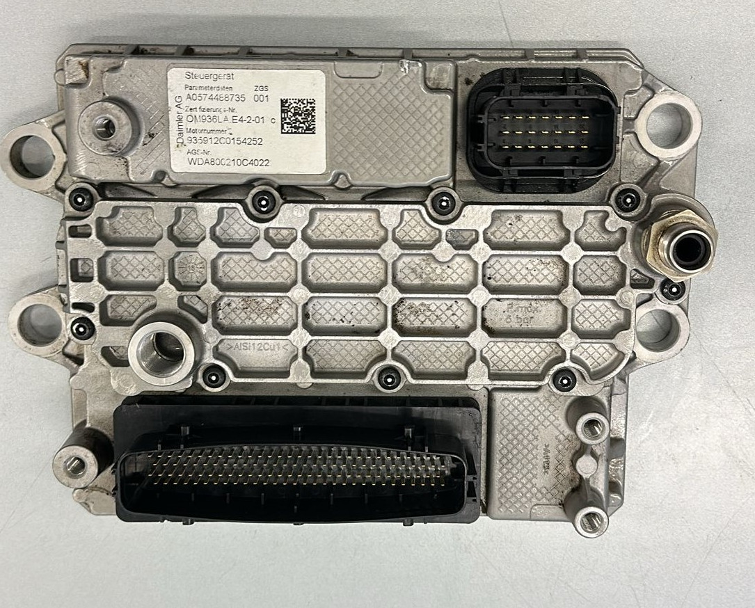 Manitou MRT 2150 PRIVILEGE PLUS ST4 S2 ECU A0014466435 - Centralina electrónica de Equipamento de movimentação: foto 4 Manitou MRT 2150 PRIVILEGE PLUS ST4 S2 ECU A0014466435 - Centralina electrónica de Equipamento de movimentação: foto 4