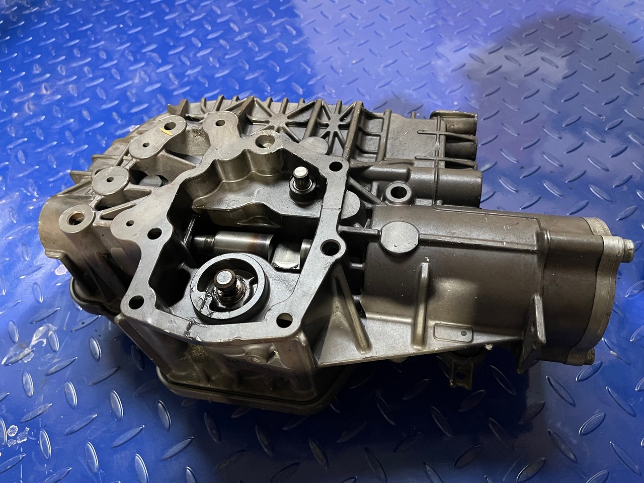 Mercedes Actros Arocs Euro 6 FESTO TCM VIRGIN Gear Selector 4463534021 Gear Selector a0204461109 - Caixas de velocidade e peças de Caminhão: foto 3 Mercedes Actros Arocs Euro 6 FESTO TCM VIRGIN Gear Selector 4463534021 Gear Selector a0204461109 - Caixas de velocidade e peças de Caminhão: foto 3