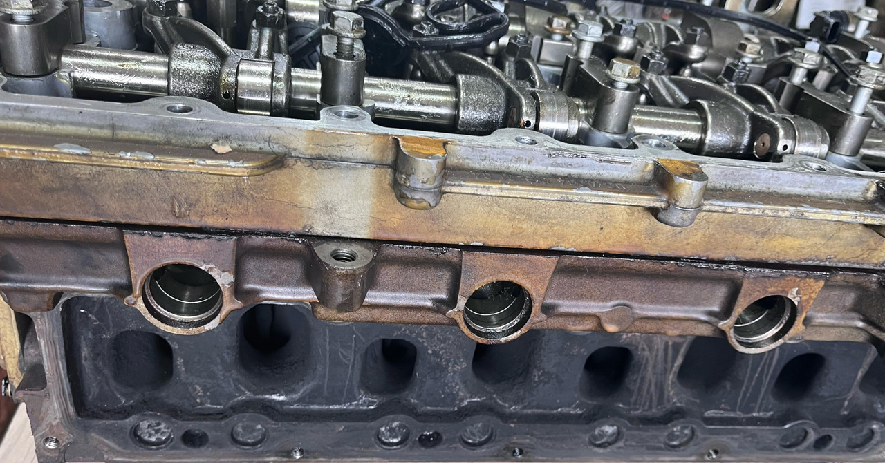 Mercedes Benz Chiulasa OM934 - Cabeça do motor de Caminhão: foto 4 Mercedes Benz Chiulasa OM934 - Cabeça do motor de Caminhão: foto 4