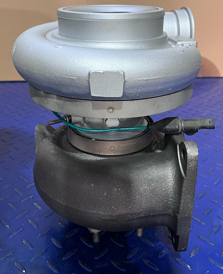 Mercedes Benz Turbocharger A4710903480 OM471 Euro 6 - Turbocompressor de Caminhão furgão: foto 2 Mercedes Benz Turbocharger A4710903480 OM471 Euro 6 - Turbocompressor de Caminhão furgão: foto 2