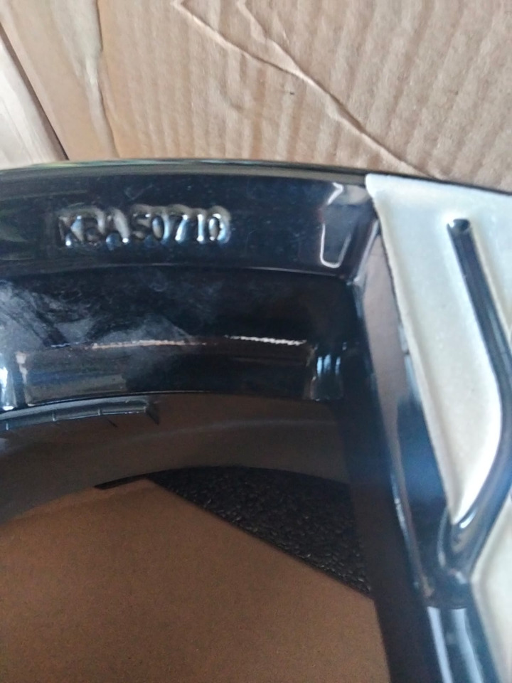 Mitsubishi Pajero L200 20 Zoll original Rims KBA50710 - Jante de Automóvel: foto 4 Mitsubishi Pajero L200 20 Zoll original Rims KBA50710 - Jante de Automóvel: foto 4