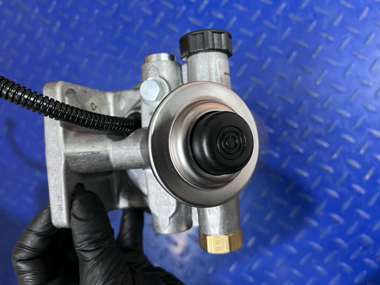 PARKER Mercedes Benz Fuel Water Separator - Fornecimento de combustível: foto 2 PARKER Mercedes Benz Fuel Water Separator - Fornecimento de combustível: foto 2