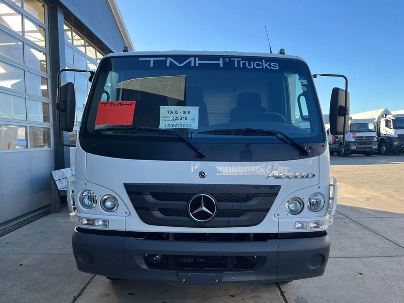 Mercedes-Benz Accelo 915 4x2 Flatbed with dropsides - Camião de caixa aberta/ Plataforma: foto 4 Mercedes-Benz Accelo 915 4x2 Flatbed with dropsides - Camião de caixa aberta/ Plataforma: foto 4