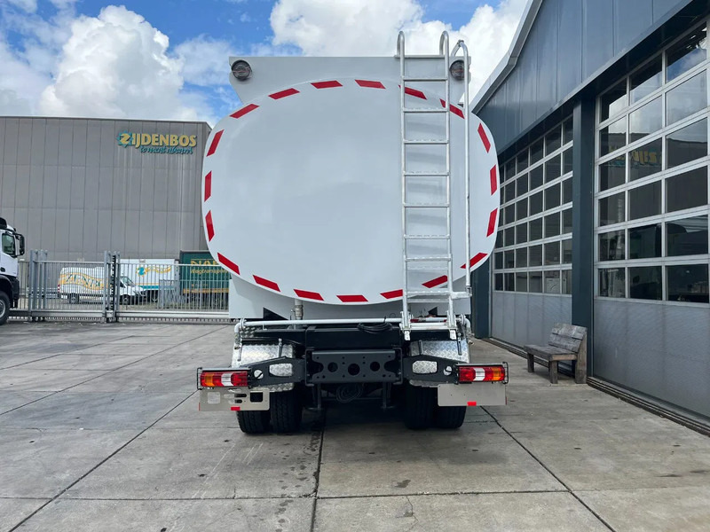 Mercedes-Benz Arocs 4040 6x6 Water Tank Truck - Caminhão tanque: foto 4 Mercedes-Benz Arocs 4040 6x6 Water Tank Truck - Caminhão tanque: foto 4