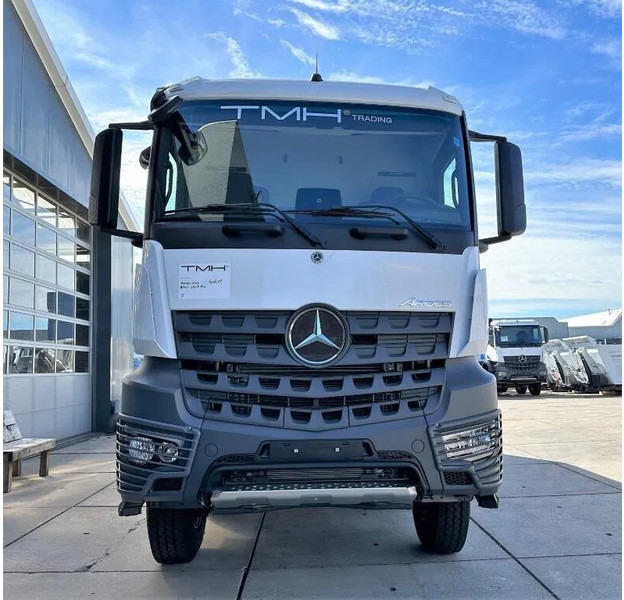 Mercedes-Benz Arocs 4140 K 8x4 Meiller Tipper - Caminhão basculante: foto 5 Mercedes-Benz Arocs 4140 K 8x4 Meiller Tipper - Caminhão basculante: foto 5