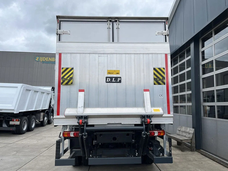 Mercedes-Benz Atego 1725 4x4 Refrigerator Truck (1 unit) - Caminhão frigorífico: foto 5 Mercedes-Benz Atego 1725 4x4 Refrigerator Truck (1 unit) - Caminhão frigorífico: foto 5