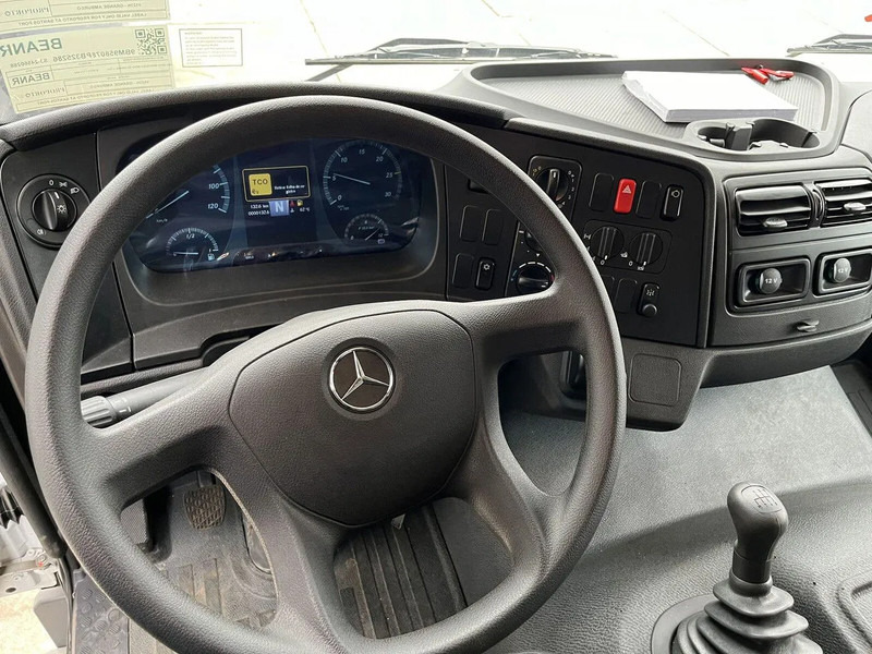 Caminhão frigorífico nuevo Mercedes-Benz Atego 1725 4x4 Refrigerator Truck (6 units): foto 16