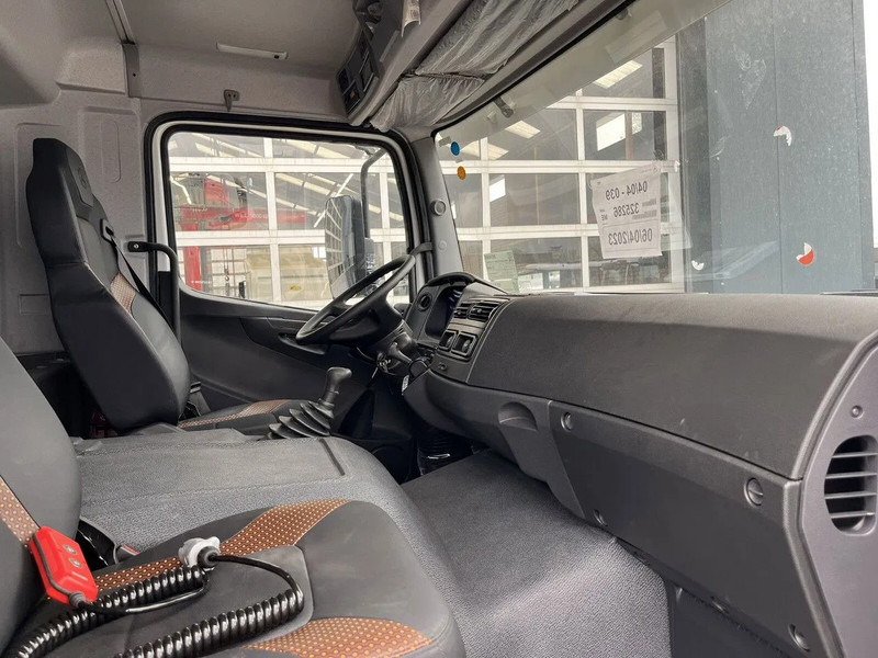 Caminhão frigorífico nuevo Mercedes-Benz Atego 1725 4x4 Refrigerator Truck (6 units): foto 18