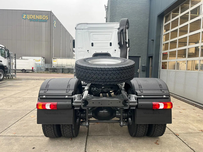 Mercedes-Benz Actros 2045 S 4x2 Tractor Head - Tractor: foto 5 Mercedes-Benz Actros 2045 S 4x2 Tractor Head - Tractor: foto 5