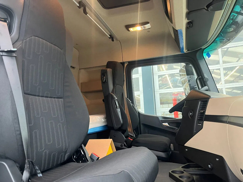 Tractor nuevo Mercedes-Benz Actros 2045 S 4x2 Tractor Head: foto 17