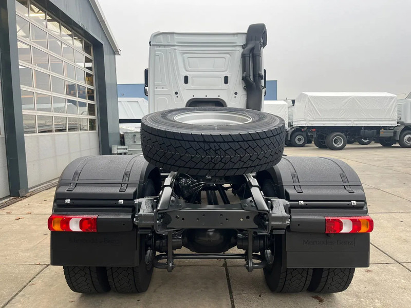 Tractor nuevo Mercedes-Benz Actros 2045 S 4x2 Tractor Head: foto 10