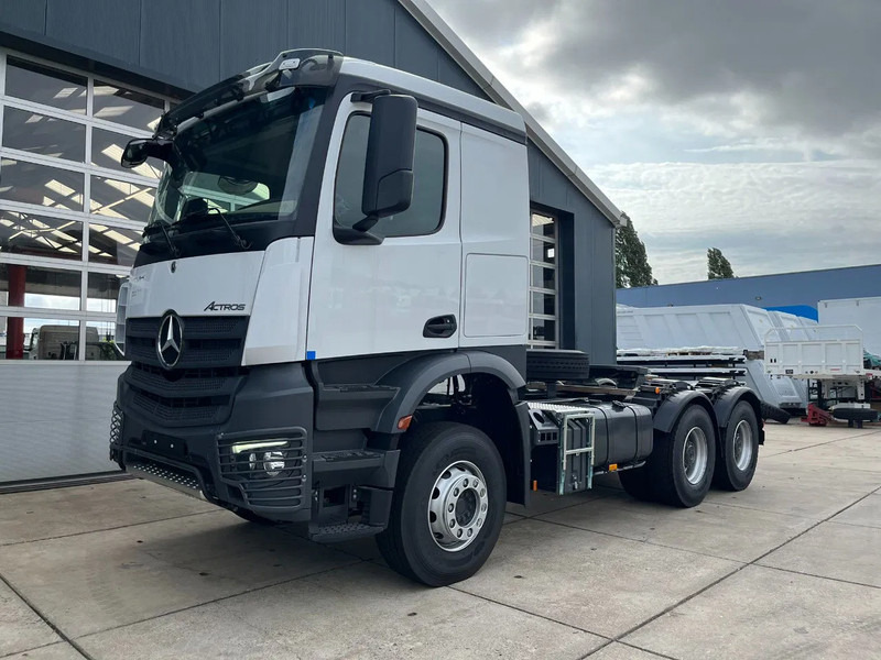 Mercedes-Benz Actros 3340 S 6x4 Tractor Head - Tractor: foto 1 Mercedes-Benz Actros 3340 S 6x4 Tractor Head - Tractor: foto 1