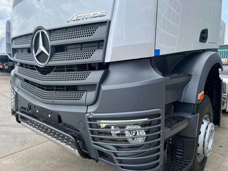 Tractor nuevo Mercedes-Benz Actros 3348 S 6x4 Tractor Head: foto 11