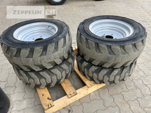 Bkt Primär-Prod. Komp. R - Pneu de Máquina de construção: foto 1 Bkt Primär-Prod. Komp. R - Pneu de Máquina de construção: foto 1