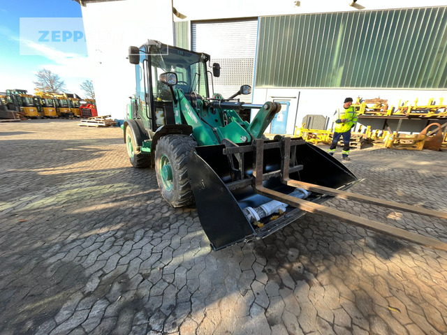 Cat 906M - Carregadeira de rodas: foto 3 Cat 906M - Carregadeira de rodas: foto 3