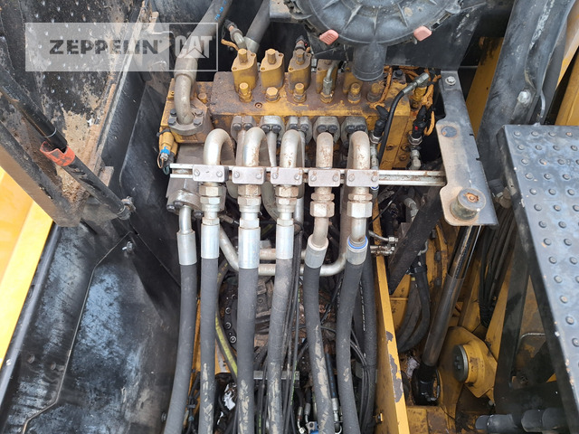 Manipulador de material Cat MH3024-06C: foto 25