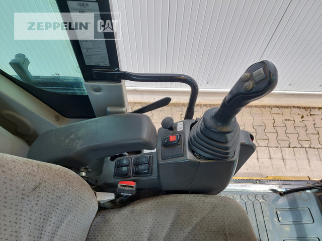Manipulador de material Cat MH3024-06C: foto 39 Manipulador de material Cat MH3024-06C: foto 39