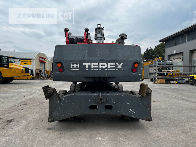 Fuchs MHL335E - Manipulador de material: foto 3 Fuchs MHL335E - Manipulador de material: foto 3